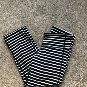 Athleta cropped leggings